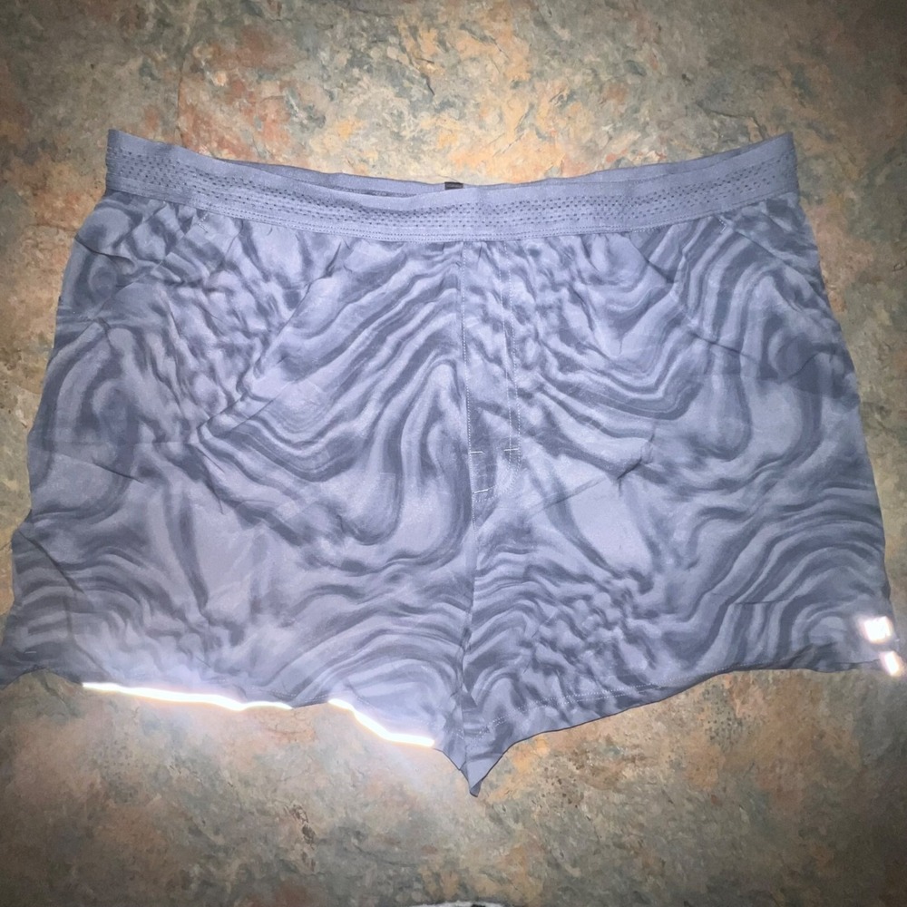 VRST Men's  Athletic Shorts,‎ XL Gray Patterned